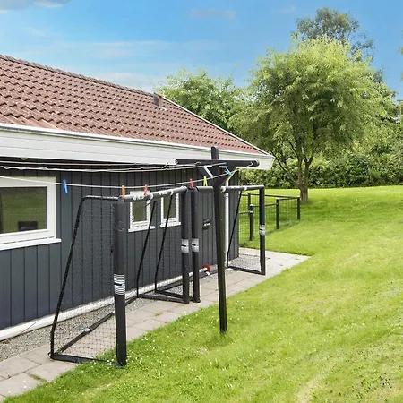7 Person In Holiday home Hejls