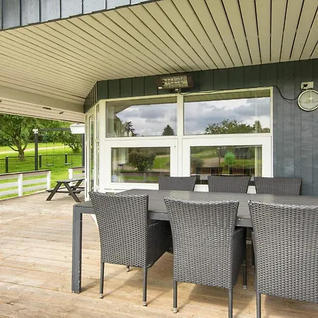7 Person In Holiday home Hejls